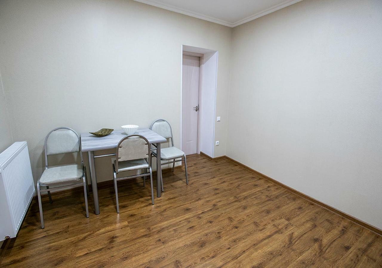 Dada - Cozy Apartment In The Center Of Tbilisi ภายนอก รูปภาพ